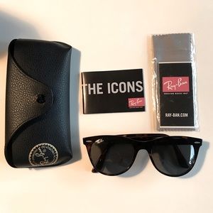 Ray-Ban Wayfarer II sunglasses size 52-18